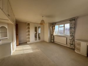 Bedroom 2b- click for photo gallery
